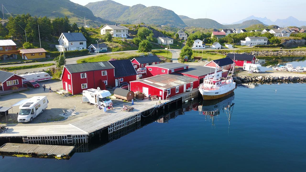 Resort Sjostrand Rorbuer V Borge Iversen As *